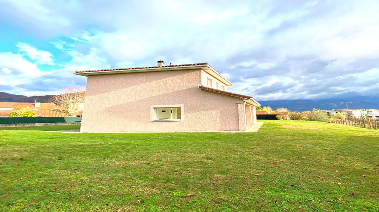 Ma-Cabane - Location Maison VOIRON, 179 m²