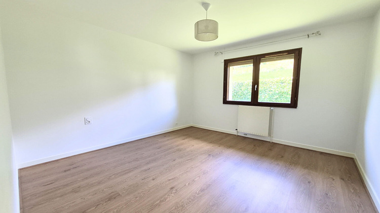 Ma-Cabane - Location Maison VOIRON, 101 m²