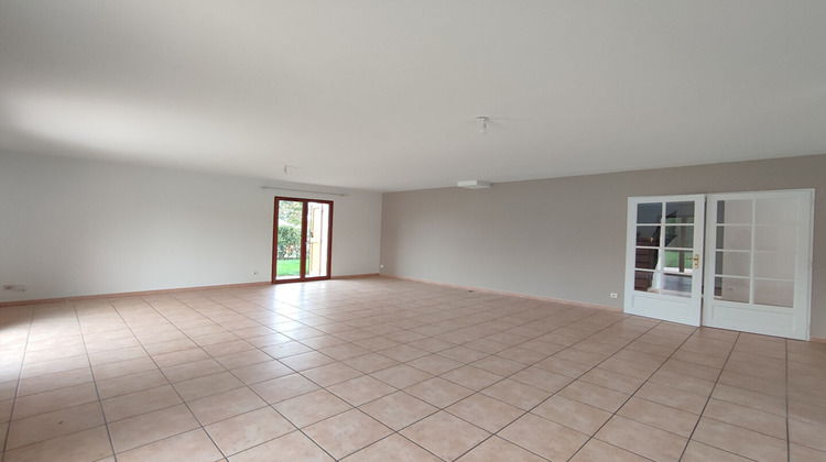 Ma-Cabane - Location Maison VOIRON, 156 m²