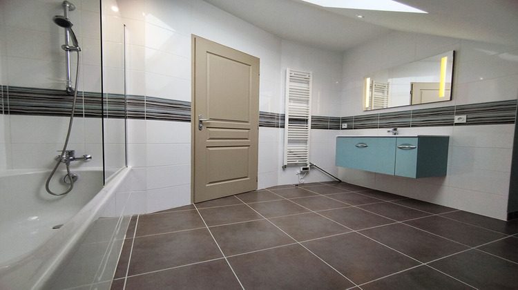 Ma-Cabane - Location Maison VOIRON, 143 m²