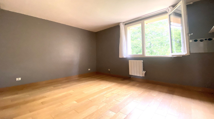 Ma-Cabane - Location Maison VOISINS-LE-BRETONNEUX, 145 m²