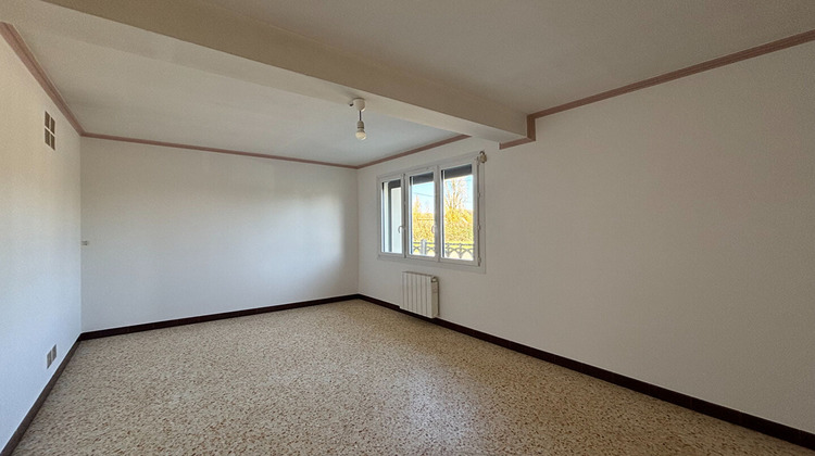 Ma-Cabane - Location Maison YEVRES, 60 m²