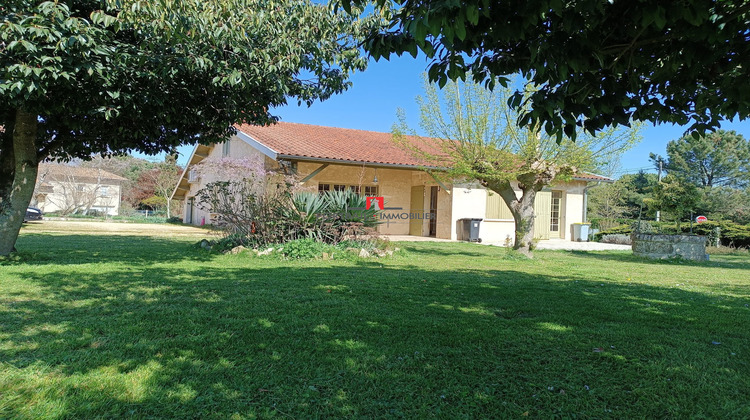 Ma-Cabane - Location Maison Yvrac, 159 m²