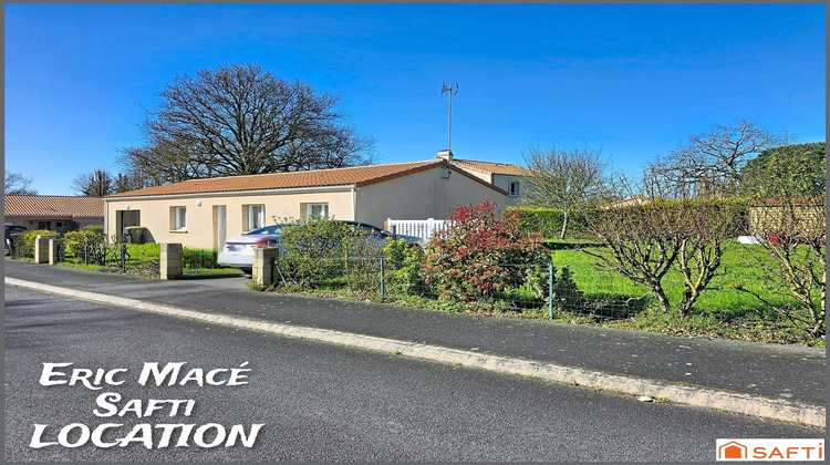 Ma-Cabane - Location Maison Yzernay, 85 m²