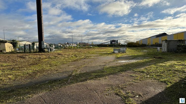 Ma-Cabane - Location Terrain ROUEN, 5000 m²