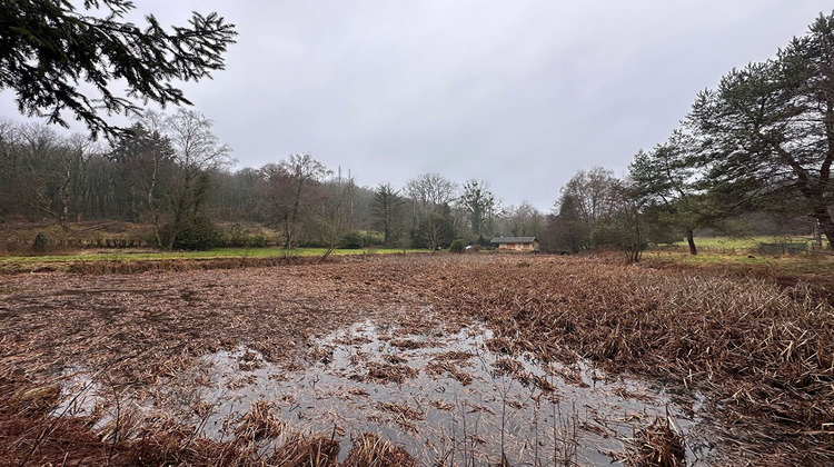 Ma-Cabane - Location Terrain SAULNY, 3 m²