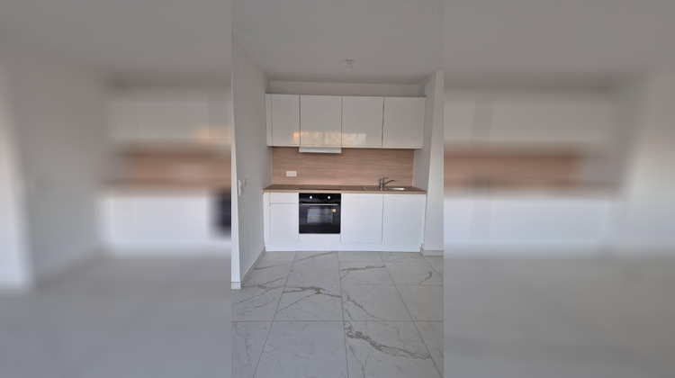 Ma-Cabane - Neuf Appartement VILLENEUVE LES AVIGNON, 51 m²