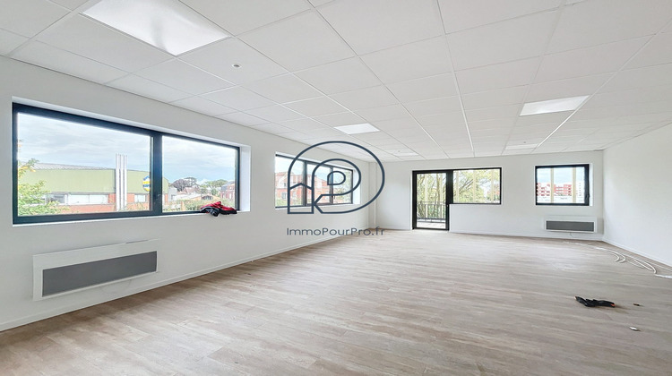 Ma-Cabane - Neuf Local commercial Tourcoing, 1088 m²