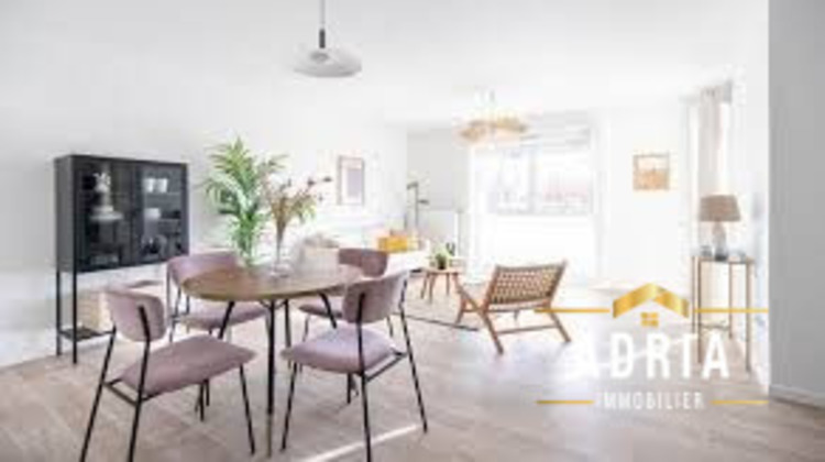 Ma-Cabane - Vente Appartement - ST JEAN DE BRAYE, 72 m²