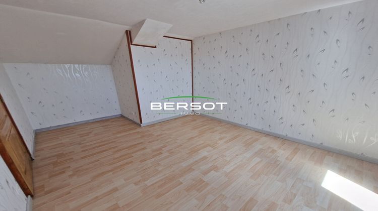 Ma-Cabane - Vente Appartement 25800 VALDAHON, 61 m²