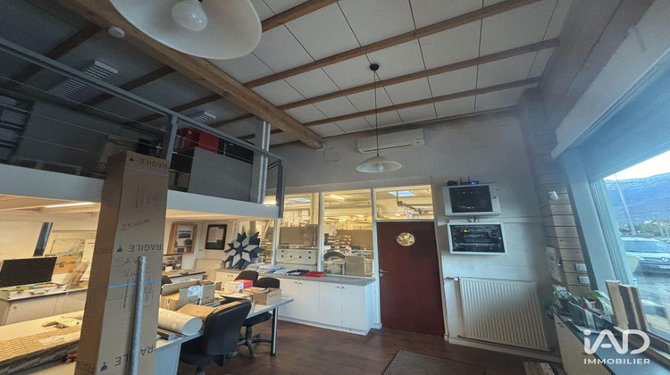 Ma-Cabane - Vente Appartement Échirolles, 869 m²