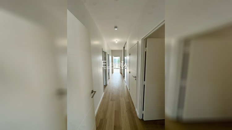 Ma-Cabane - Vente Appartement Écully, 127 m²