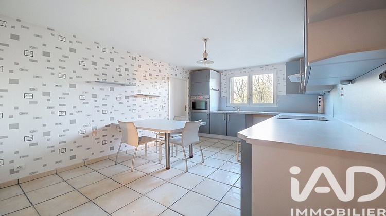 Ma-Cabane - Vente Appartement Émerainville, 72 m²
