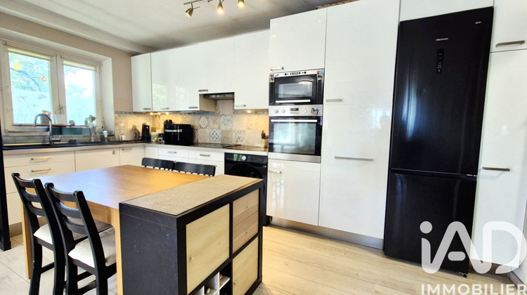 Ma-Cabane - Vente Appartement Émerainville, 83 m²
