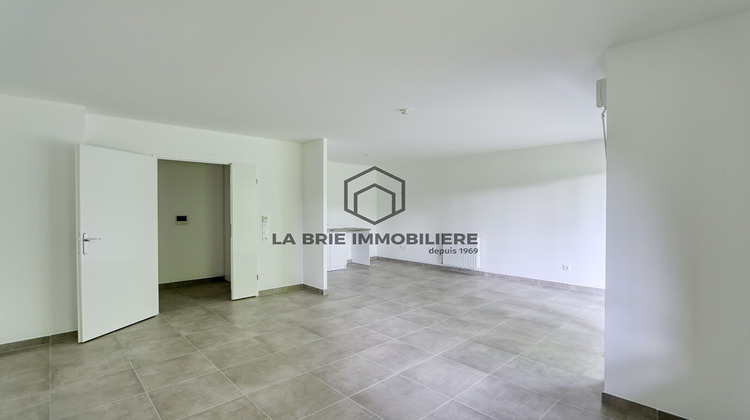 Ma-Cabane - Vente Appartement Émerainville, 80 m²