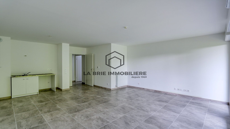 Ma-Cabane - Vente Appartement Émerainville, 66 m²