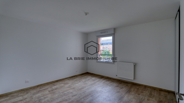 Ma-Cabane - Vente Appartement Émerainville, 69 m²