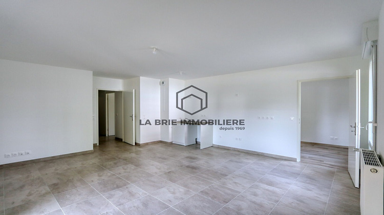 Ma-Cabane - Vente Appartement Émerainville, 71 m²