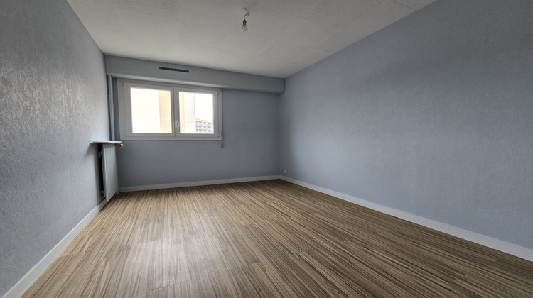 Ma-Cabane - Vente Appartement Évreux, 63 m²