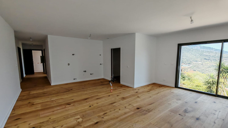 Ma-Cabane - Vente Appartement AJACCIO, 58 m²
