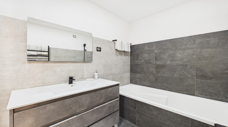 Ma-Cabane - Vente Appartement Ajaccio, 63 m²