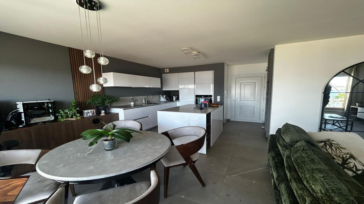 Ma-Cabane - Vente Appartement AJACCIO, 63 m²