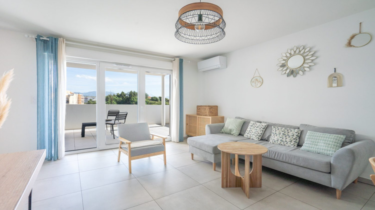 Ma-Cabane - Vente Appartement Ajaccio, 64 m²