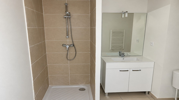 Ma-Cabane - Vente Appartement ALBIGNY-SUR-SAONE, 30 m²