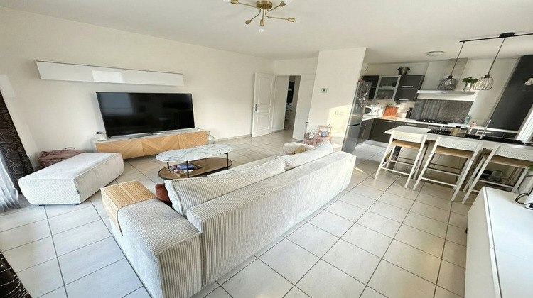 Ma-Cabane - Vente Appartement ALLONZIER LA CAILLE, 64 m²