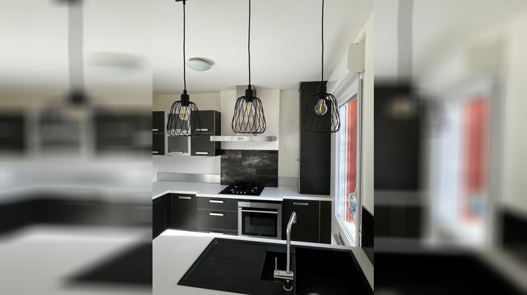 Ma-Cabane - Vente Appartement ALLONZIER LA CAILLE, 64 m²