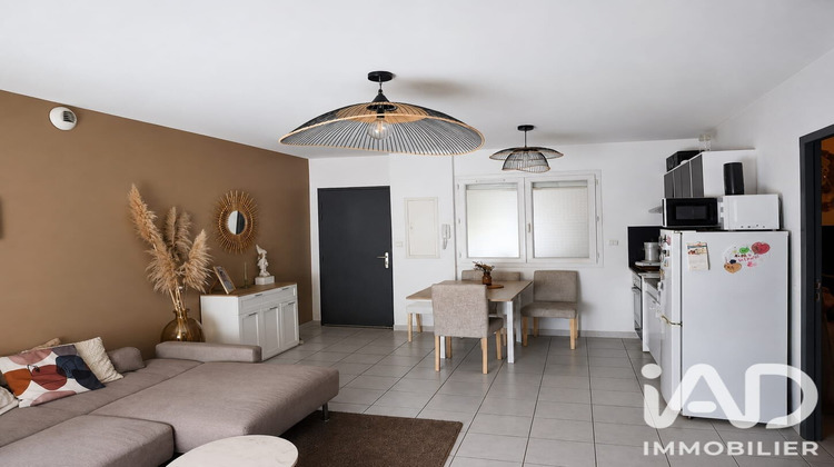 Ma-Cabane - Vente Appartement Althen-des-Paluds, 55 m²