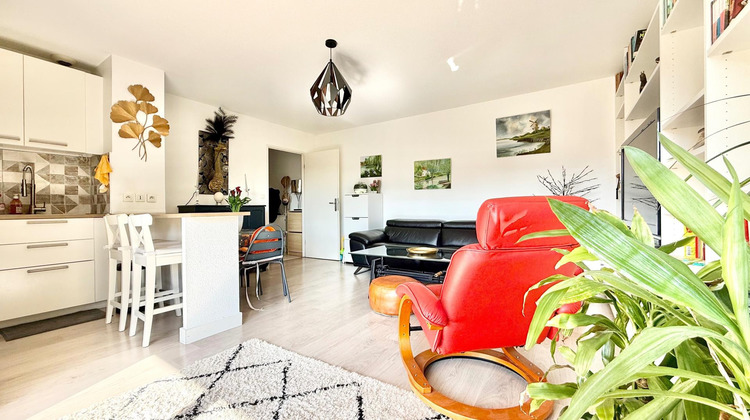Ma-Cabane - Vente Appartement Ambares-Et-Lagrave, 65 m²