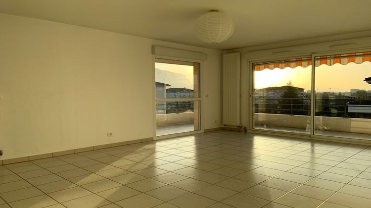 Ma-Cabane - Vente Appartement AMBILLY, 70 m²