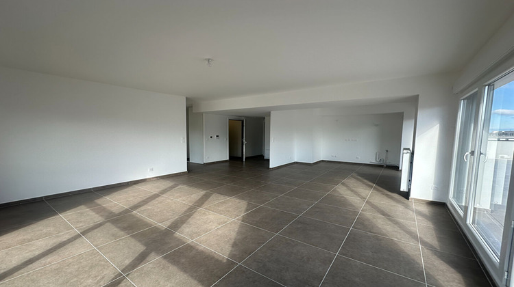 Ma-Cabane - Vente Appartement AMBILLY, 109 m²