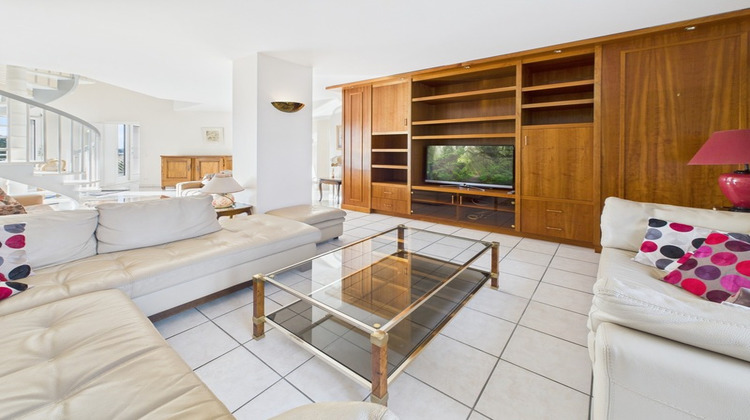 Ma-Cabane - Vente Appartement AMBILLY, 152 m²