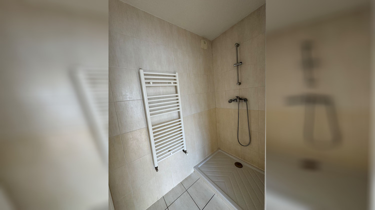 Ma-Cabane - Vente Appartement ANNEMASSE, 100 m²