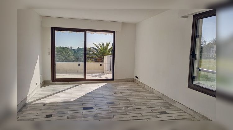 Ma-Cabane - Vente Appartement Antibes, 69 m²