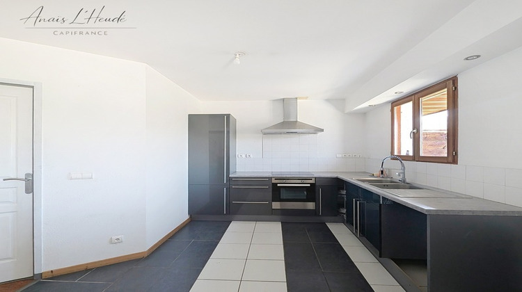Ma-Cabane - Vente Appartement ARBUSIGNY, 209 m²