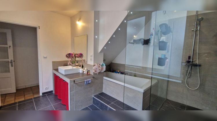 Ma-Cabane - Vente Appartement ARMENTIERES, 175 m²