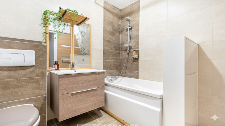 Ma-Cabane - Vente Appartement ARNAS, 94 m²