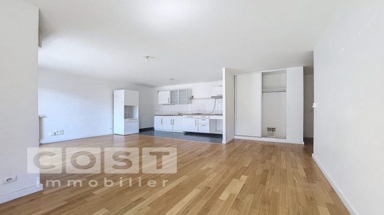 Ma-Cabane - Vente Appartement Asnières-sur-Seine, 63 m²