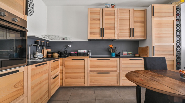 Ma-Cabane - Vente Appartement AUBAGNE, 58 m²