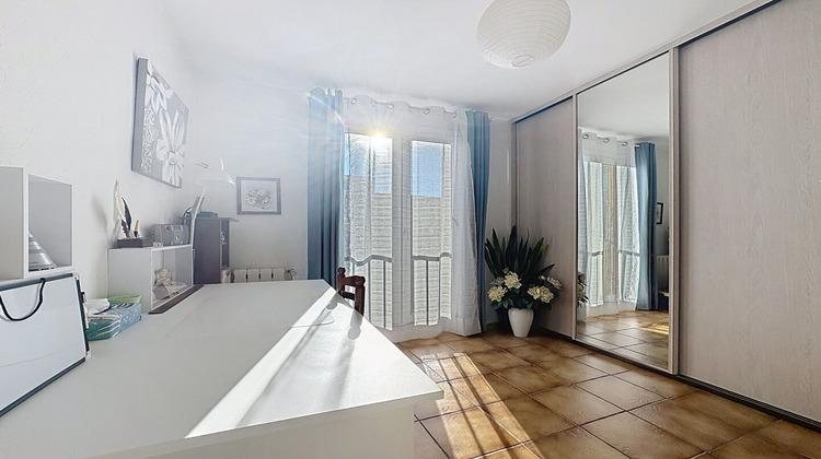 Ma-Cabane - Vente Appartement AUBAGNE, 52 m²