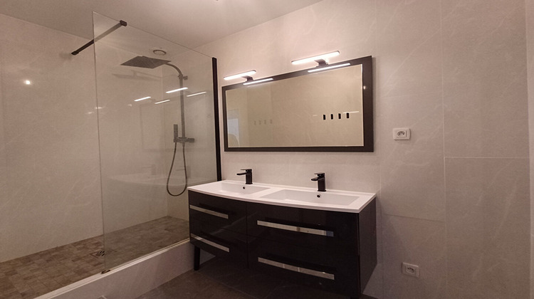 Ma-Cabane - Vente Appartement AUBAGNE, 70 m²