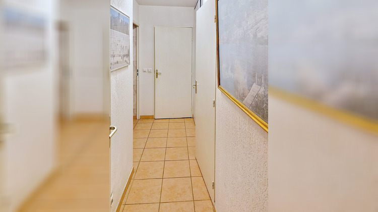 Ma-Cabane - Vente Appartement Aubagne, 63 m²