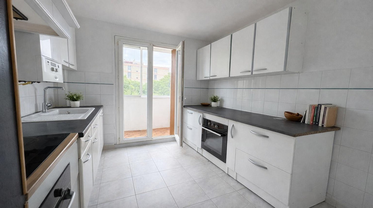 Ma-Cabane - Vente Appartement AUBAGNE, 66 m²