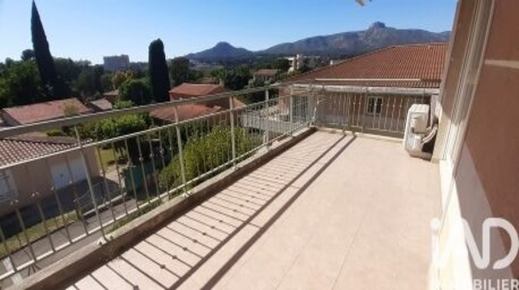 Ma-Cabane - Vente Appartement Aubagne, 70 m²