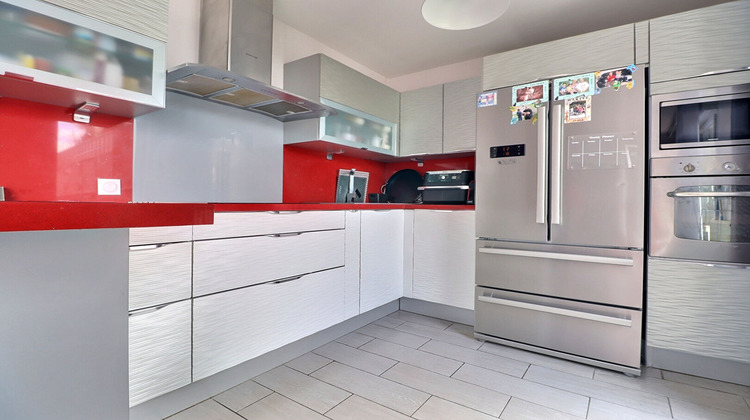 Ma-Cabane - Vente Appartement AUBERVILLIERS, 90 m²