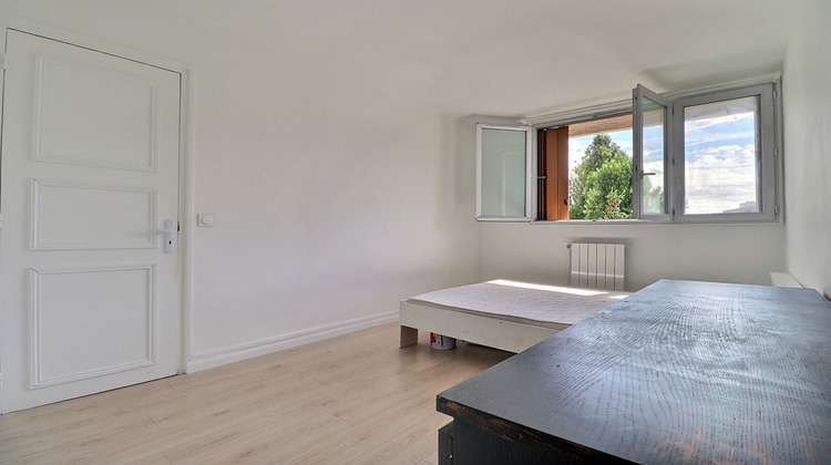 Ma-Cabane - Vente Appartement AUBERVILLIERS, 67 m²