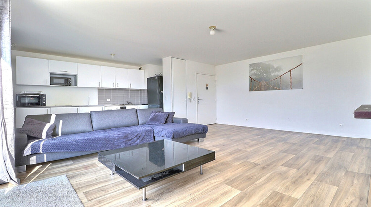 Ma-Cabane - Vente Appartement AUBERVILLIERS, 82 m²